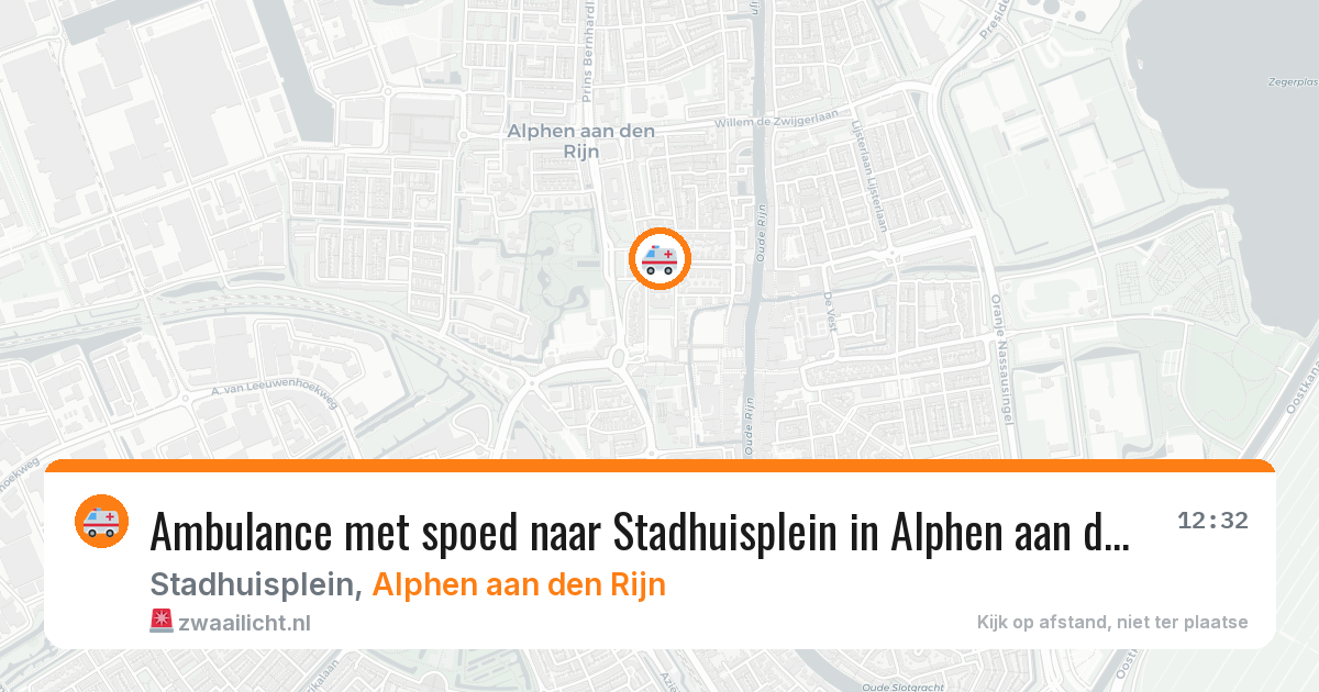 Ambulance met spoed naar Stadhuisplein in Alphen aan den Rijn — 27 jul 2026