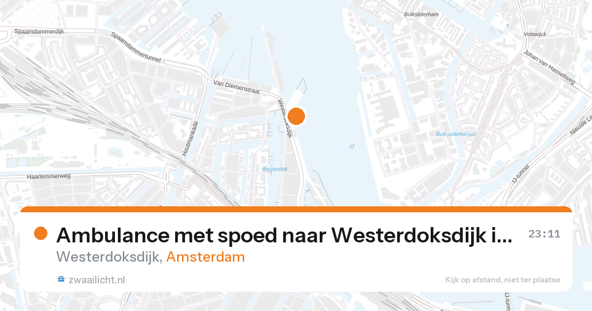 Ambulance met spoed naar Westerdoksdijk in Amsterdam — 27 aug 2026